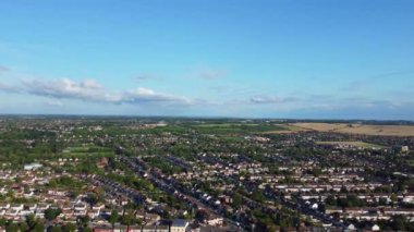 Luton City, İngiltere 'deki Yüksek Angle Residential Homes. 27 Temmuz 2023 'te Drone' un Kamerası ile yakalanmış.