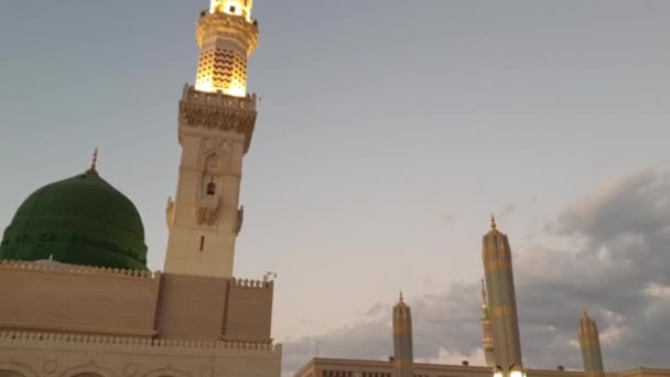 Άνθρωποι Προσεύχονται Στο Masjid Nabvi Haram Στο Madinah City Saudi — Αρχείο Βίντεο