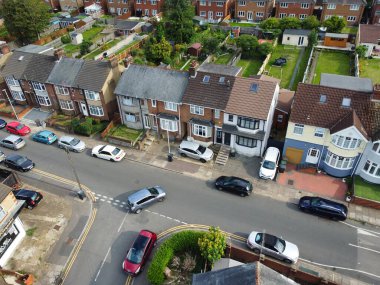 Luton City ve Residential District 'in yüksek açılı görüntüsü. İHA 'nın Kamerasıyla 23 Temmuz 2023' te çekilmiş hava görüntüsü. İngiltere, İngiltere