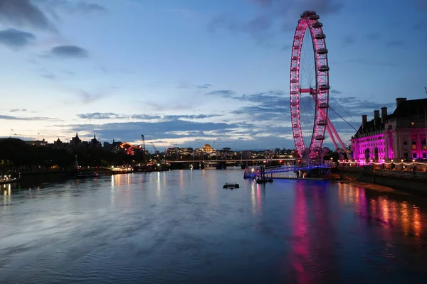 Thames Westminster Nehri Nden Aydınlanmış Londra Nın Güzel Görüntüsü Günbatımı — Stok fotoğraf