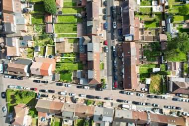 Luton City 'nin kuzeydoğusu ve yerleşim bölgesinin yüksek açılı görüntüsü. Hava Görüntüsü, İHA 'nın Kamerası ile 26 Ağustos 2023' te kaydedildi. İngiltere, İngiltere