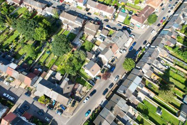 Luton City 'nin kuzeydoğusu ve yerleşim bölgesinin yüksek açılı görüntüsü. Hava Görüntüsü, İHA 'nın Kamerası ile 26 Ağustos 2023' te kaydedildi. İngiltere, İngiltere