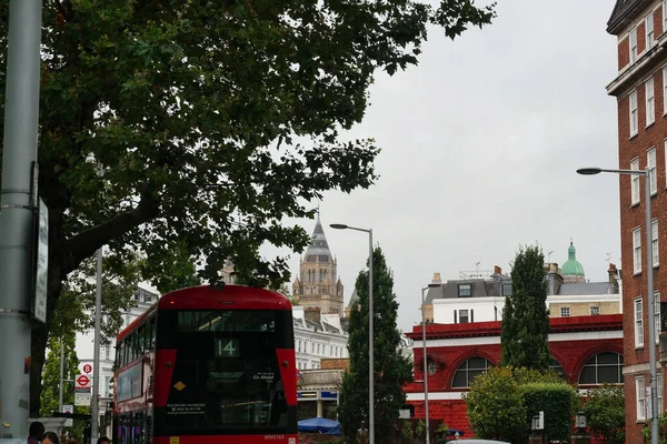 Ngiltere Nin Merkez Londra Şehrinin Düşük Açılı Görüntüsü Görüntüler Ağustos — Stok fotoğraf