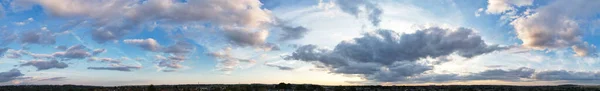 Dramatic Clouds Sky Luton City England High Angle Drone Camera — Stock Photo, Image