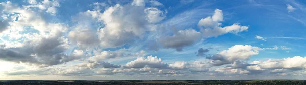 Drammatiche Nuvole Cielo Sopra Città Luton Inghilterra Videocamera Del Drone — Foto Stock