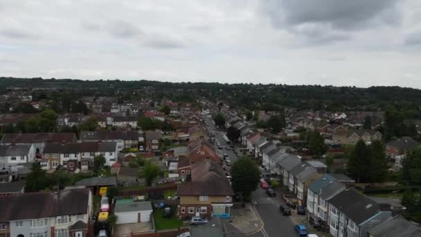 Nagranie Lotnicze British City Rainy Clouds Podczas Zachodu Słońca Sierpnia — Wideo stockowe