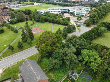 Luton City, İngiltere 'nin Barınma Bölgesi' nin hava görüntüleri. Görüntü İHA 'nın Kamerasıyla 30 Temmuz 2023' te kaydedildi.