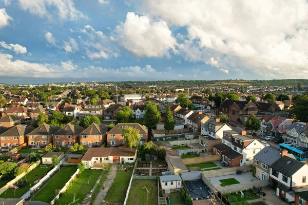 Batı Luton şehrinin hava görüntüsü