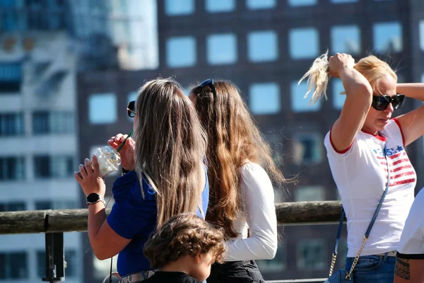 Den Vackraste Bilden Det Internationella Samfundet Turistfolk Besöker Tower Bridge — Stockfoto