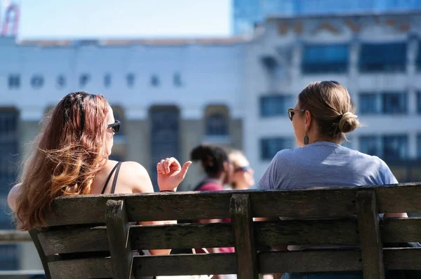 Uluslararası Turist Halkının En Güzel Görüntüsü 4 Haziran 2023 'te İngiltere' nin başkenti Londra 'daki Tower Bridge ve Thames Nehri' ni ziyaret ediyor.