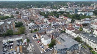 Bournemouth City 'deki En Güzel ve Çekici Turist Yeri' nin Hava Manzarası. İngiltere 'nin Sandy Plajı, Büyük Britanya, İHA' nın Kamerasıyla 23 Ağustos 2023 'te Görüntülendi
