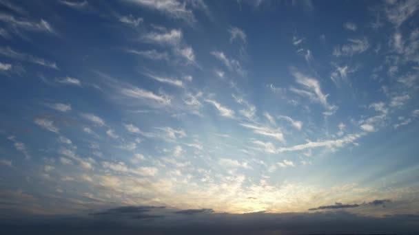 Céu Bonito Nuvens Dramáticas Durante Pôr Sol Sobre Inglaterra Grã — Vídeo de Stock
