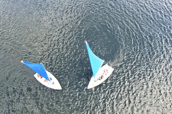 Images Grand Angle Gens Naviguent Lac Caldecotte Situé Milton Keynes — Photo
