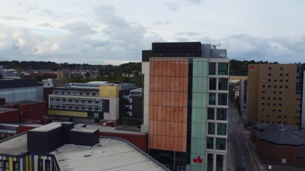 Central Luton City Nin Ngiltere Şehir Merkezinin Havadan Görüntüsü Yaz — Stok video