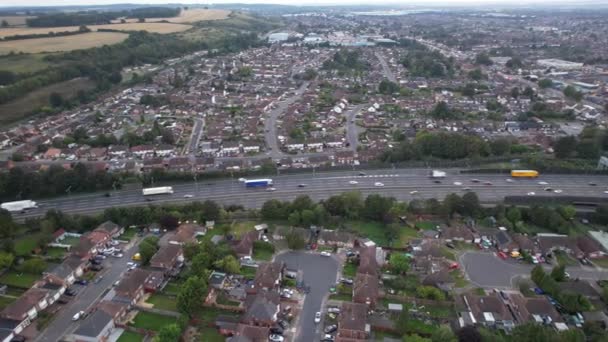 Letecký Pohled Severní Luton City Silnice Provozem Během Nádherného Západu — Stock video