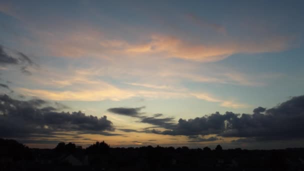Najpiękniejsze Niebo Dramatyczne Chmury Nad Luton City England Podczas Zachodu — Wideo stockowe