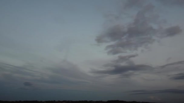 Günbatımında Ngiltere Nin Luton Şehrinde Güzel Gökyüzü Dramatik Bulutlar Muhteşem — Stok video