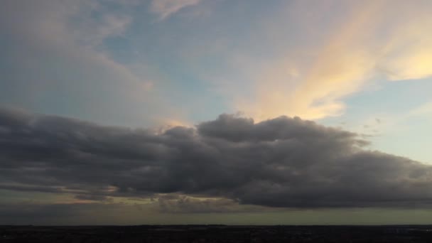 Mest Vackra Himmel Och Dramatiska Moln Över Luton City England — Stockvideo