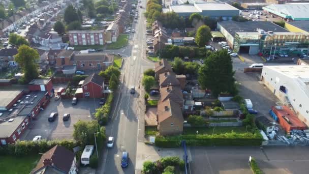 Drohnenaufnahmen Der Englischen Stadt Luton Während Eines Bewölkten Tages Die — Stockvideo
