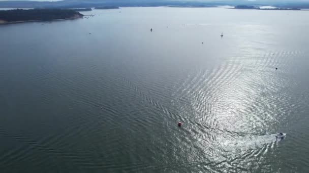 Luchtfoto Van Mensen Boot Sea Port Beach Met Een Deel — Stockvideo