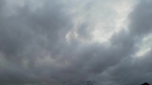 Время Покажет Кадры Быстро Движущихся Облаков Над Англией — стоковое видео