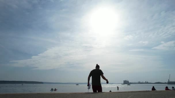 Filmagem Aérea Pessoas Sea Port Beach Com Parte Oceano Poole — Vídeo de Stock