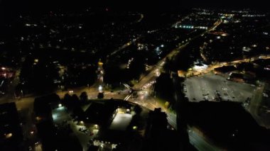 İngiltere 'nin Luton şehrinin hava görüntüsü. Yüksek Açılı Kamera 5 Eylül 2023 'te Drone' un Kamerasıyla çekildi.