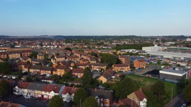 Vysokoúhlé Záběry West Luton City Rezidenční Čtvrti Během Západu Slunce — Stock video