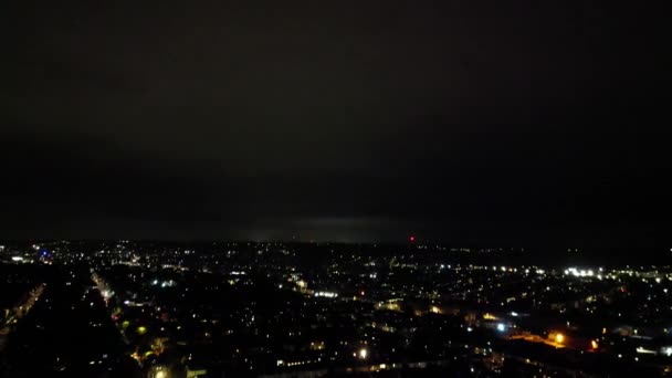 British Town Bei Nacht High Angle Footage Mit Der Kamera — Stockvideo
