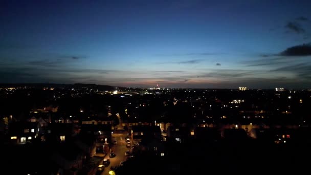 Vakker Utsikt Illuminated British City Veier Natten Drones High Angle – stockvideo