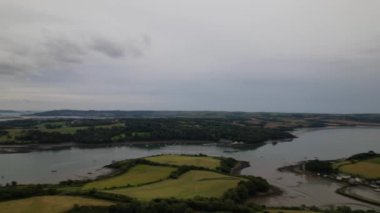 Cornwall Sahili Yüksek Açı Manzarası. 5 Ekim 2023 'te Drone' un Kamerası ile yakalanmış.