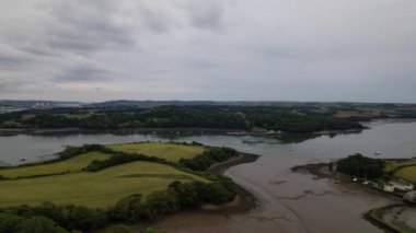 Cornwall Sahili Yüksek Açı Manzarası. 5 Ekim 2023 'te Drone' un Kamerası ile yakalanmış.