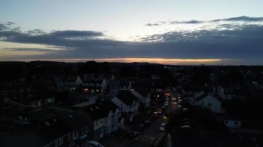 Günbatımından sonra High Angle Luton City 'de. 6 Ekim 2023 'te Drone' un Kamerası ile yakalanmış.