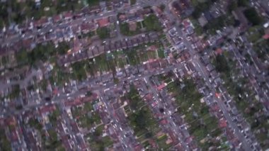 İngiltere 'nin Luton şehrinde Kara Yağmur Bulutları ve Gökyüzü