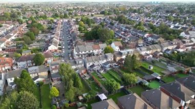 Luton Konutları 'nın Güzel Yüksek Açı Manzarası Emlak Evleri. 8 Ekim 2023 'te Drone' un Kamerası ile yakalanmış.