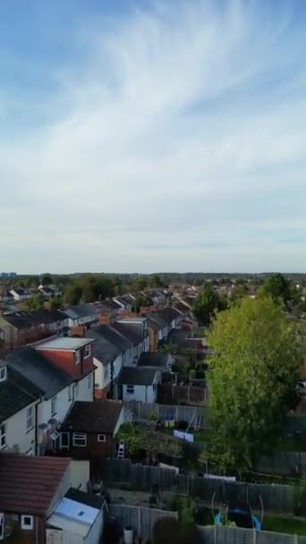 High Angle Footage Residential Real Estate Homes North Luton City — Vídeos de Stock