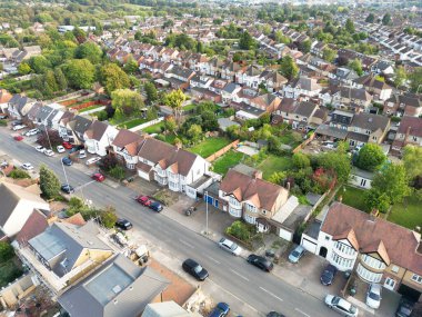 İngiltere 'nin Kuzey Luton Kasabası Büyük Britanya Havacılık Panoramik Manzarası. Görüntü, İHA 'nın Kamerasıyla 8 Ekim 2023' te Orta İrtifa 'dan çekildi..