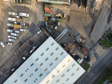 İngiltere 'nin Luton şehrinin üzerinde, Farley Hills' te bulunan İngiliz Şehri ve Residential District 'in hava görüntüsü. 7 Eylül 2023