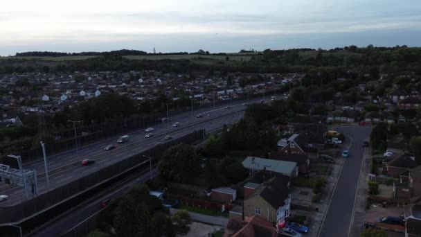 Luton City Wegen Tijdens Zonsondergang Opgenomen Met Drone Camera Oktober — Stockvideo