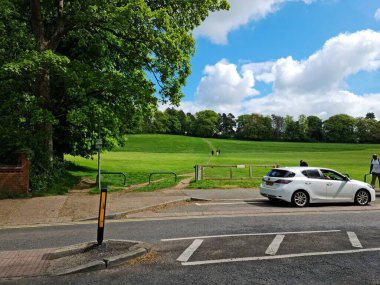 Luton City, İngiltere 'de Büyük Yol ve Trafik. Görüntü İHA 'nın Kamerasıyla 7 Mayıs 2023' te çekildi.