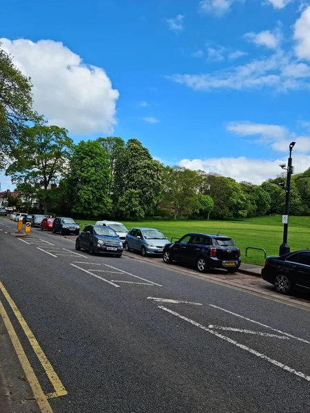 Luton City, İngiltere 'de Büyük Yol ve Trafik. Görüntü İHA 'nın Kamerasıyla 7 Mayıs 2023' te çekildi.