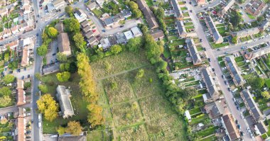 İngiltere 'nin Kuzey Luton Kasabası Büyük Britanya Havacılık Panoramik Manzarası. Görüntü, İHA 'nın Kamerasıyla 8 Ekim 2023' te Orta İrtifa 'dan çekildi..