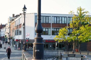 Bedford City 'deki yol. Görüntü, 28 Ağustos 2023 'te İHA' nın Yüksek İrtifa Kamerası ile kaydedildi..