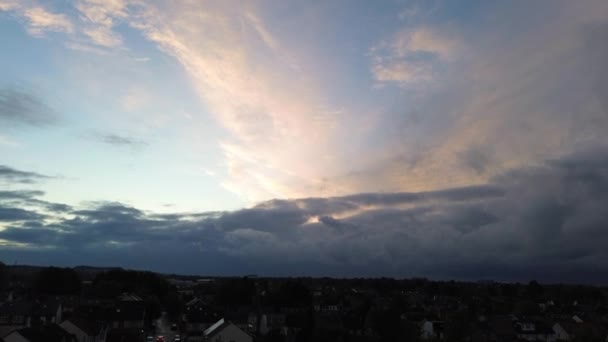 Dramatische Wolken Lucht Tijdens Zonsondergang Engeland — Stockvideo