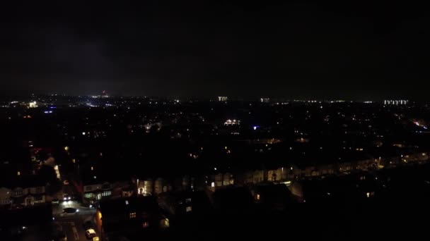 Воздушные Кадры Туманной Ночи Над Лутон Сити Захвачен Октября 2023 — стоковое видео