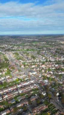 Luton Residential District 'in güzel Yüksek Açılı Manzarası. 22 Ekim 2023 'te Drone' un Kamerası ile yakalanmış.