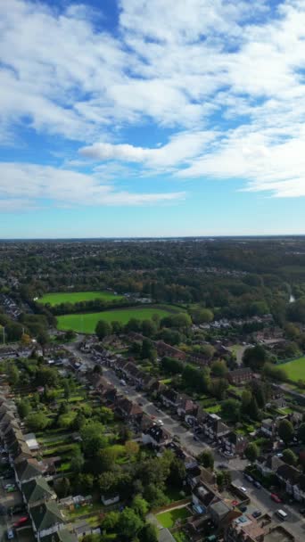 Piękny Wysoki Kąt Widzenia Luton Residential District Uchwycony Kamerą Drone — Wideo stockowe