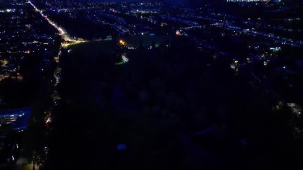Vysokoúhlé Záběry Britského Luton City Během Noci Záběry Dronovy Kamery — Stock video