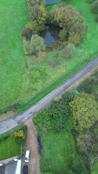 Luftaufnahme Britische Landschaft Und Schaffarmen Der Nähe Von Hitchin Town — Stockvideo