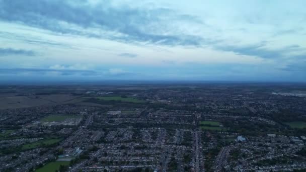 Filmación Ángulo Alto Ciudad Luton Durante Puesta Del Sol Metraje — Vídeos de Stock